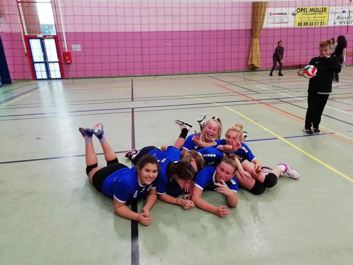 Photos du week-end de nos filles m13F 1 à Pfastatt et nos petites m11F en formation à Huningue